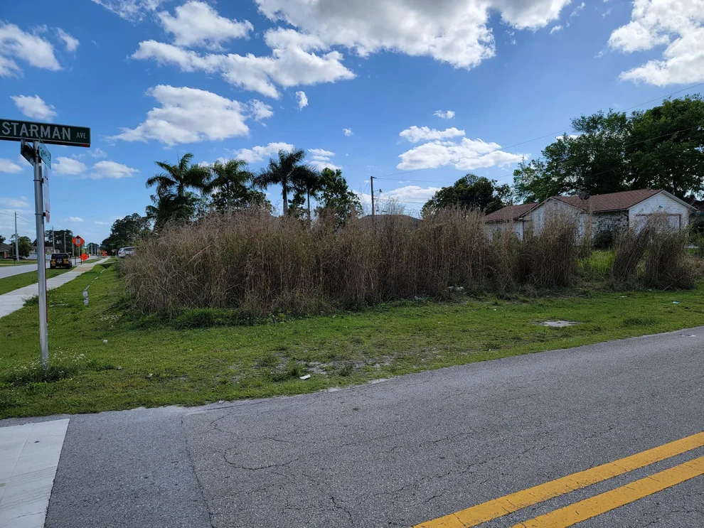 Unit for sale at 1702 SW Starman Avenue, Port St Lucie, FL 34953