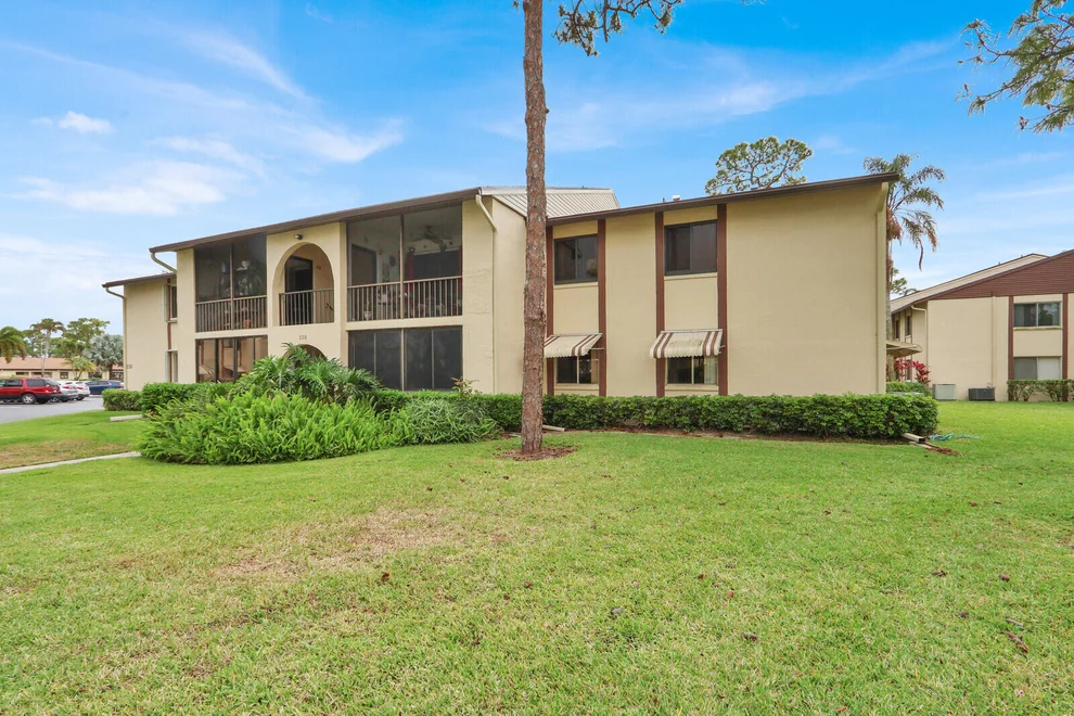 Unit for sale at 338 Knotty Pine Circle, Greenacres, FL 33463