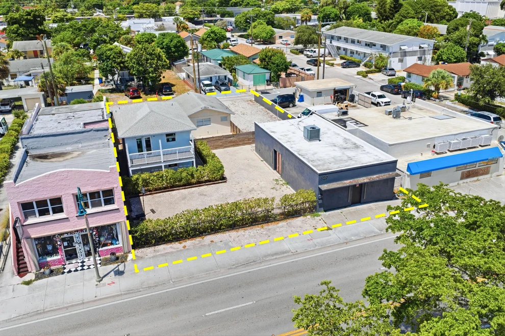 Unit for sale at 523 N Dixie Highway, Lake Worth Beach, FL 33460