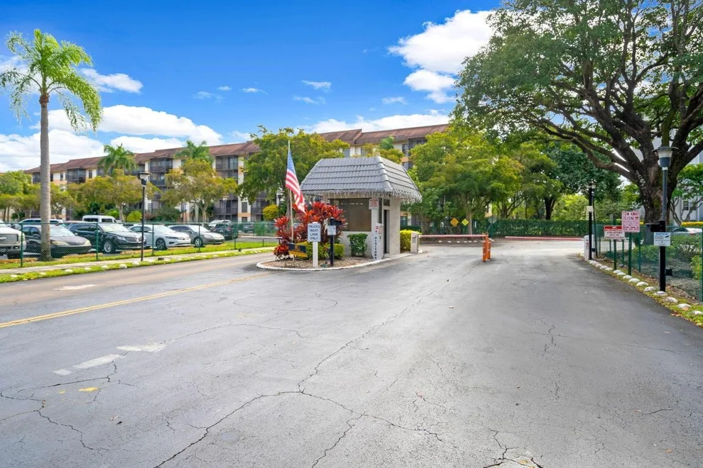 Unit for sale at 5900 NW 44th Street, Lauderhill, FL 33319