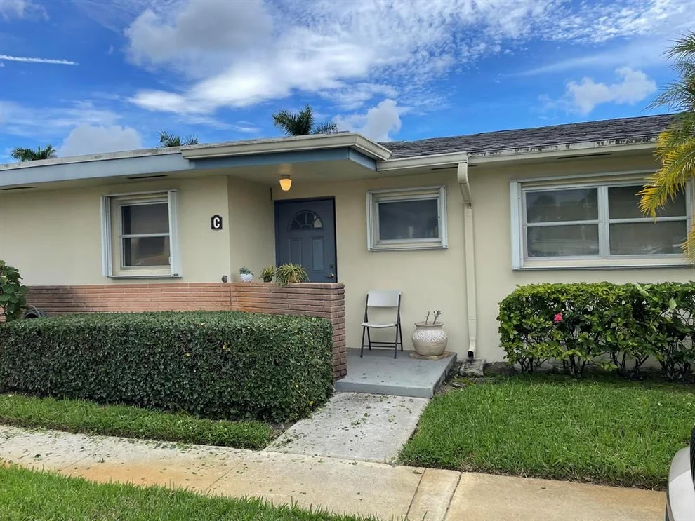 Unit for sale at 2857 Ashley Drive W, West Palm Beach, FL 33415