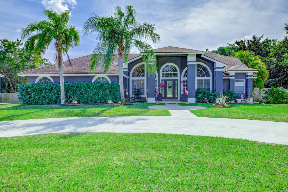 Unit for sale at 15400 93rd Street N, The Acreage, FL 33412