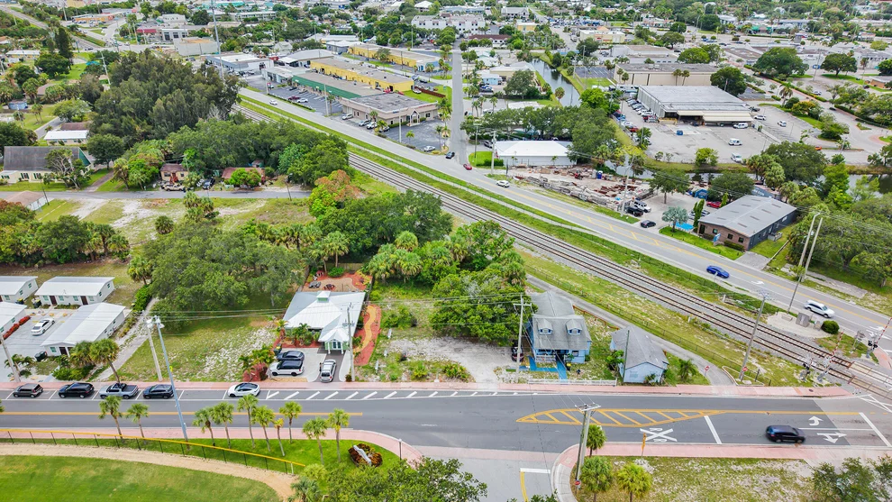 Unit for sale at 312 SE M.l.k. Jr Boulevard, Stuart, FL 34994