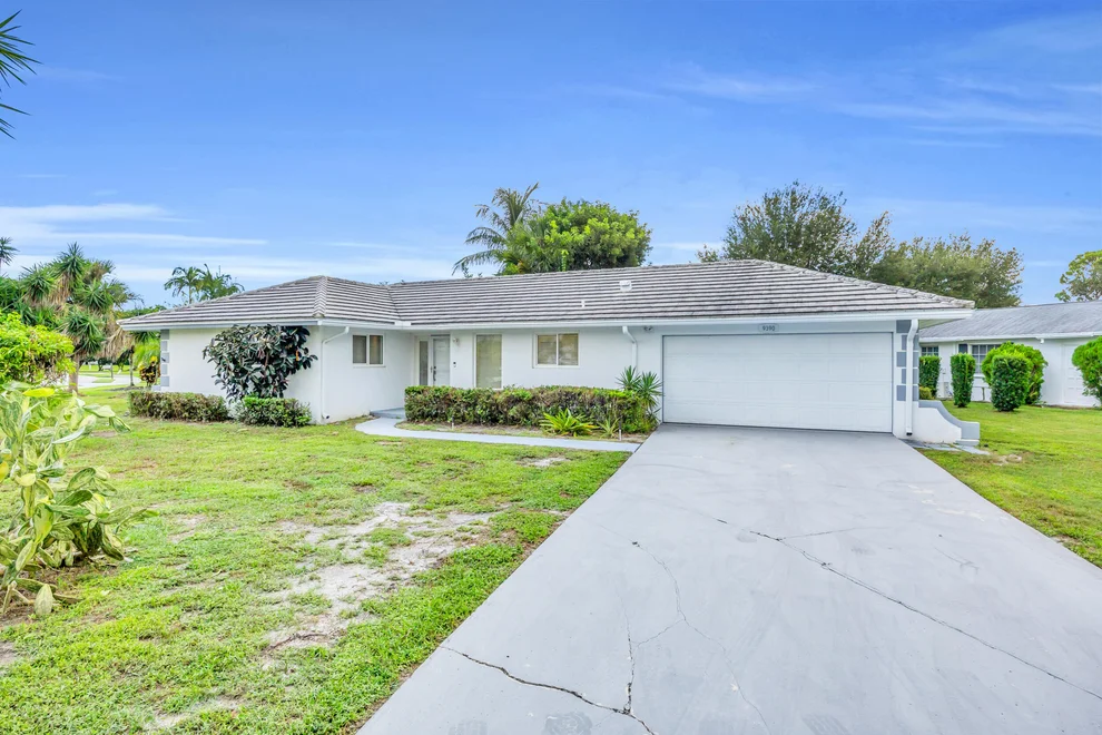 Unit for sale at 9390 SE Little Club Way N, Tequesta, FL 33469