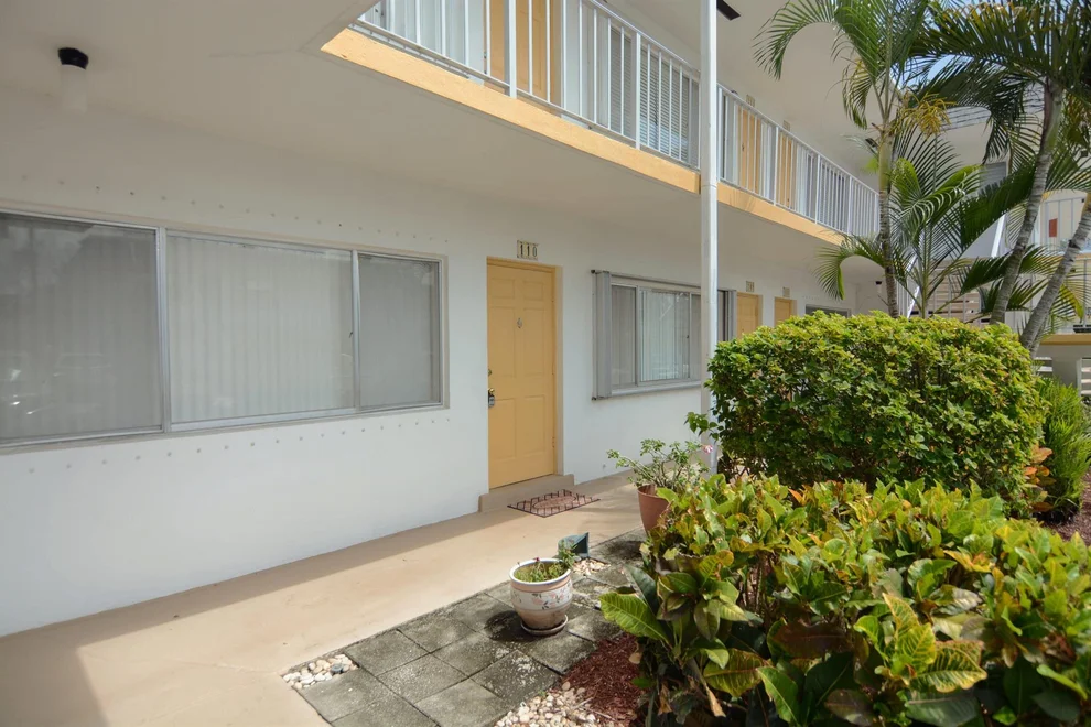 Unit for sale at 3120 Lake Osborne Drive, Lake Worth Beach, FL 33461