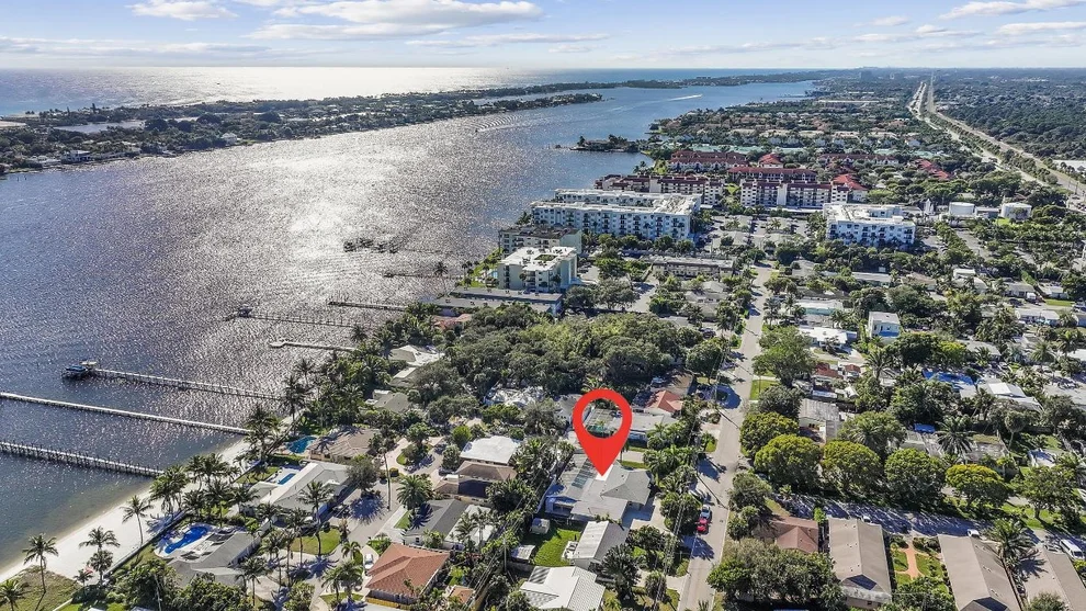 Unit for sale at 920 S Lake Drive, Lantana, FL 33462