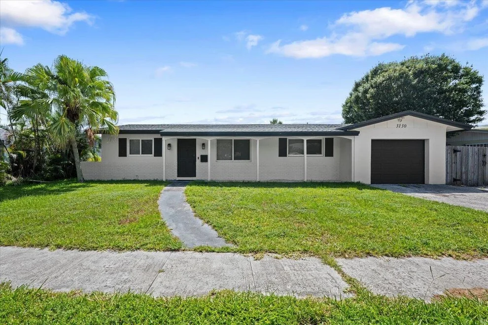 Unit for sale at 3130 Capri Road, Palm Beach Gardens, FL 33410