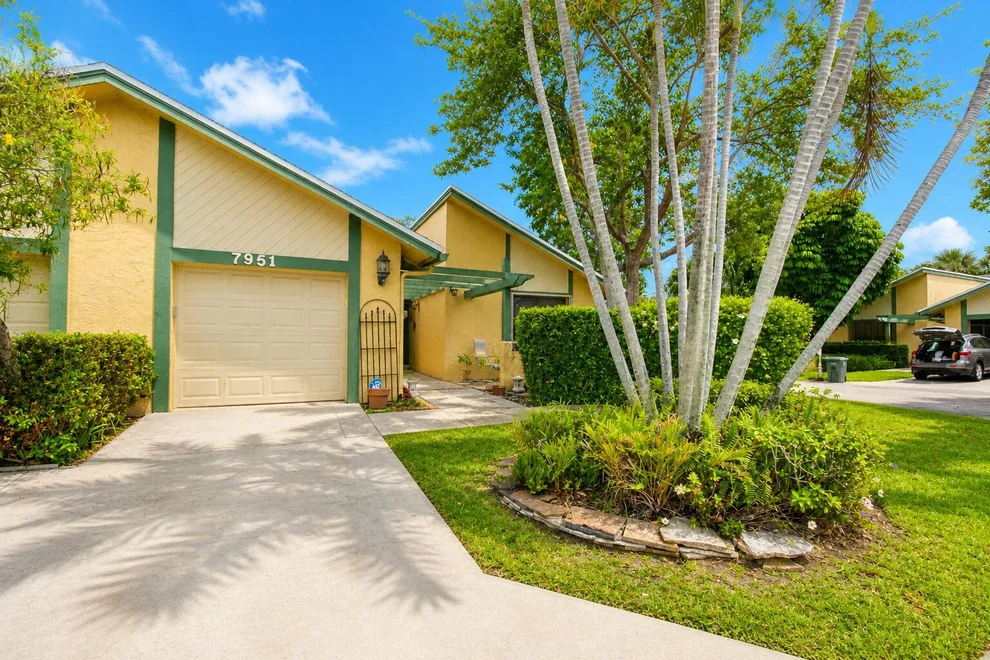 Unit for sale at 7951 Little Lane, Boca Raton, FL 33433