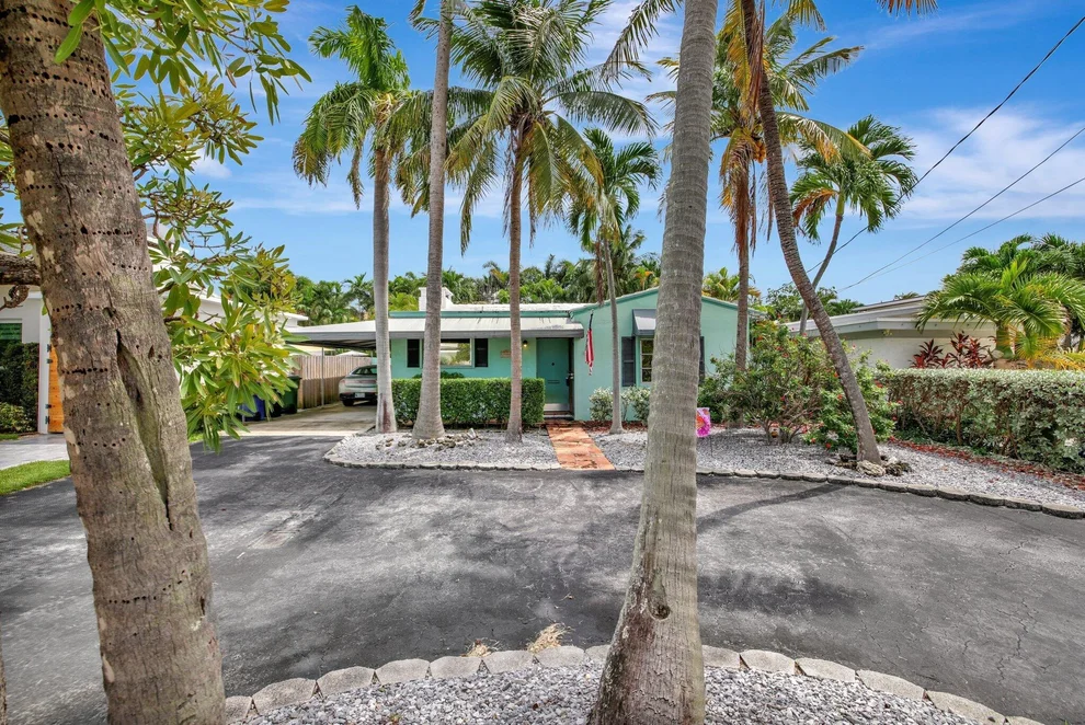 Unit for sale at 2508 Center Avenue, Fort Lauderdale, FL 33305
