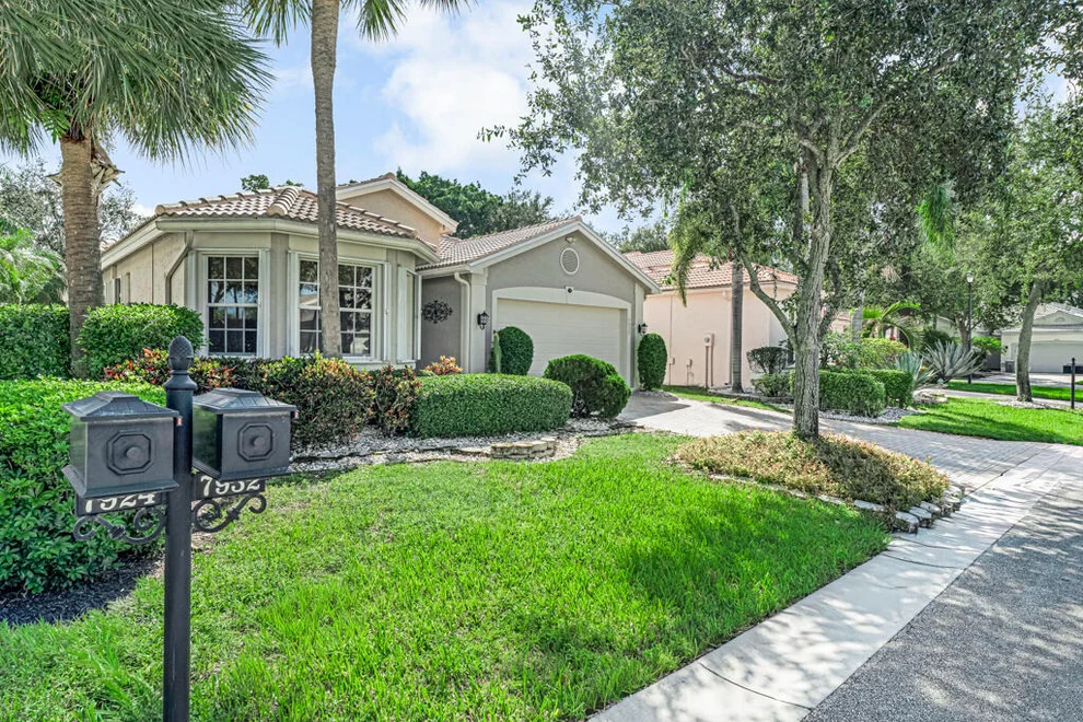 Unit for sale at 7932 Seagrape Shores Drive, Lake Worth, FL 33467