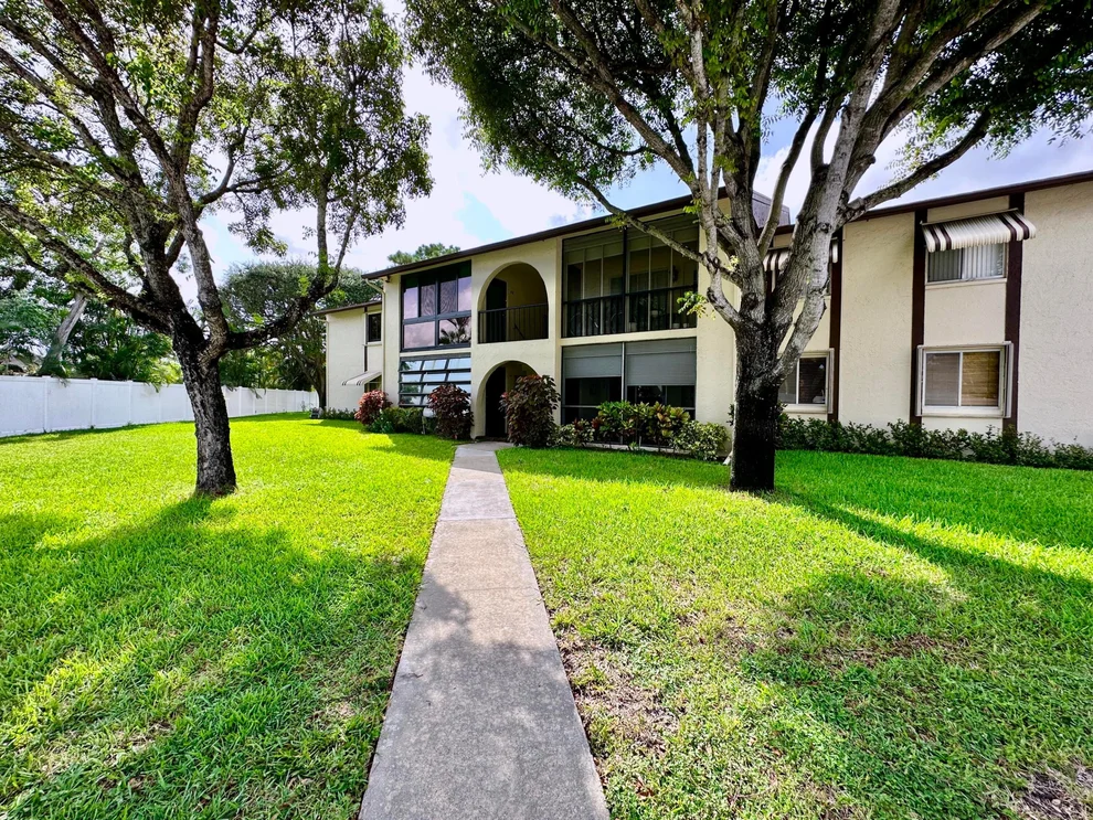 Unit for sale at 3623 La Playas Court, Greenacres, FL 33463