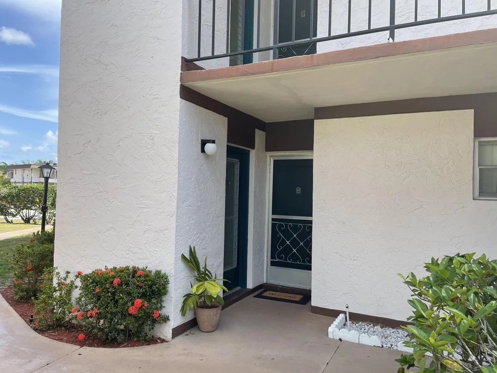 Unit for sale at 3 Greenway N, Royal Palm Beach, FL 33411