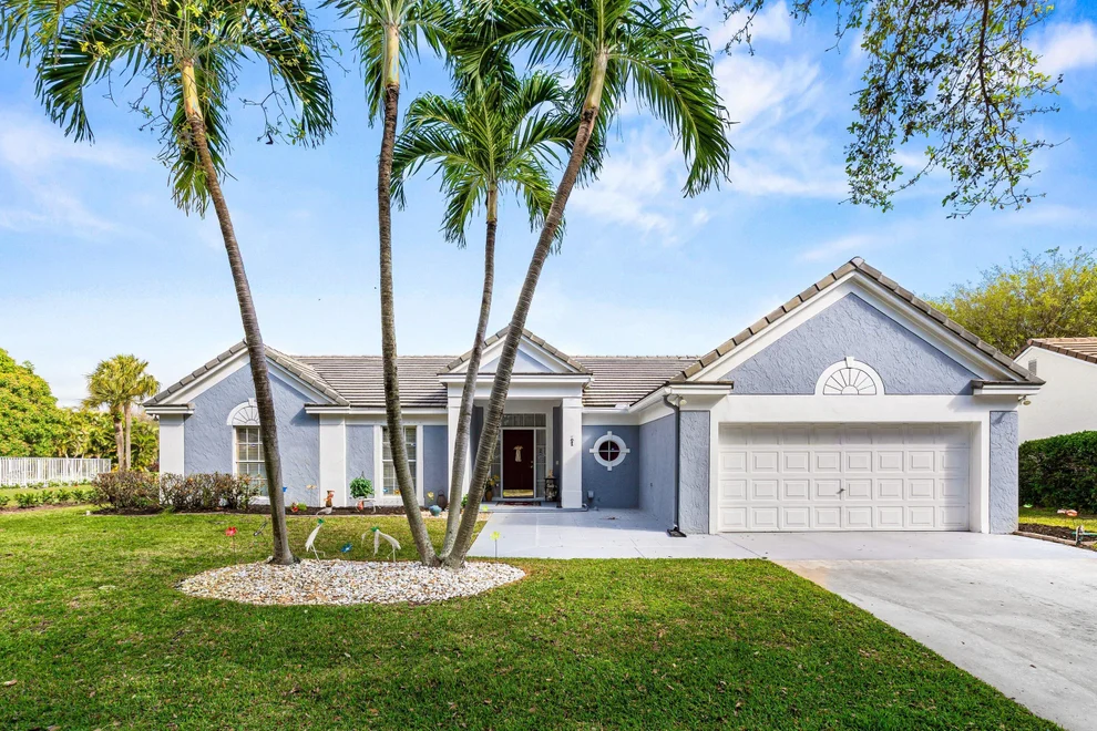 Unit for sale at 3875 Sabal Lakes Road, Delray Beach, FL 33445