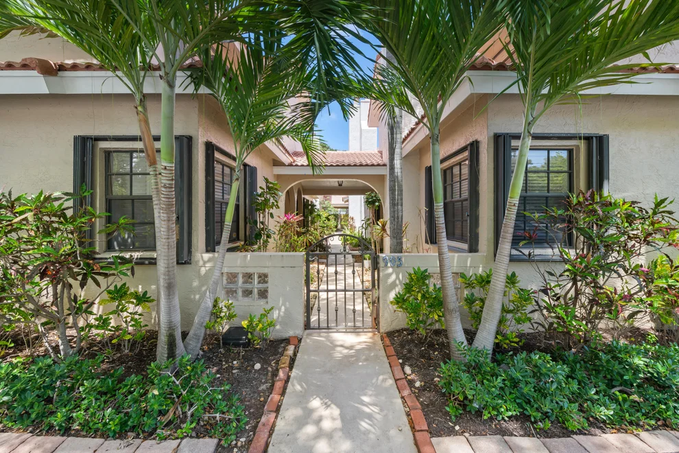 Unit for sale at 905 SE 12th Court, Fort Lauderdale, FL 33316