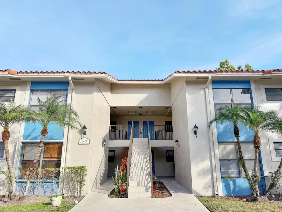 Unit for sale at 1620 Balfour Point Drive, West Palm Beach, FL 33411