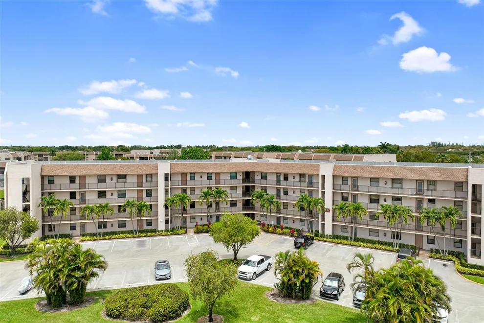 Unit for sale at 10101 Sunrise Lakes Boulevard, Sunrise, FL 33322