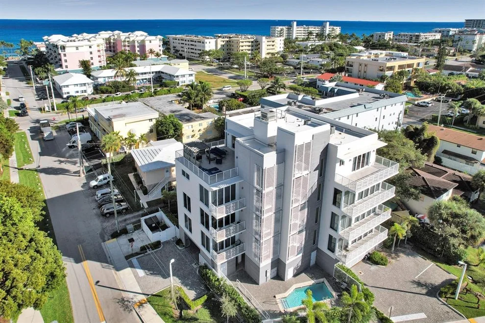 Unit for sale at 1900 SE 2nd Street, Deerfield Beach, FL 33441