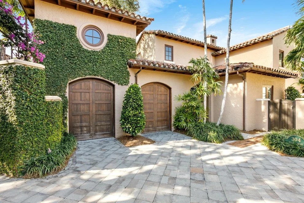 Unit for sale at 304 Villa Drive Drive, Jupiter, FL 33477
