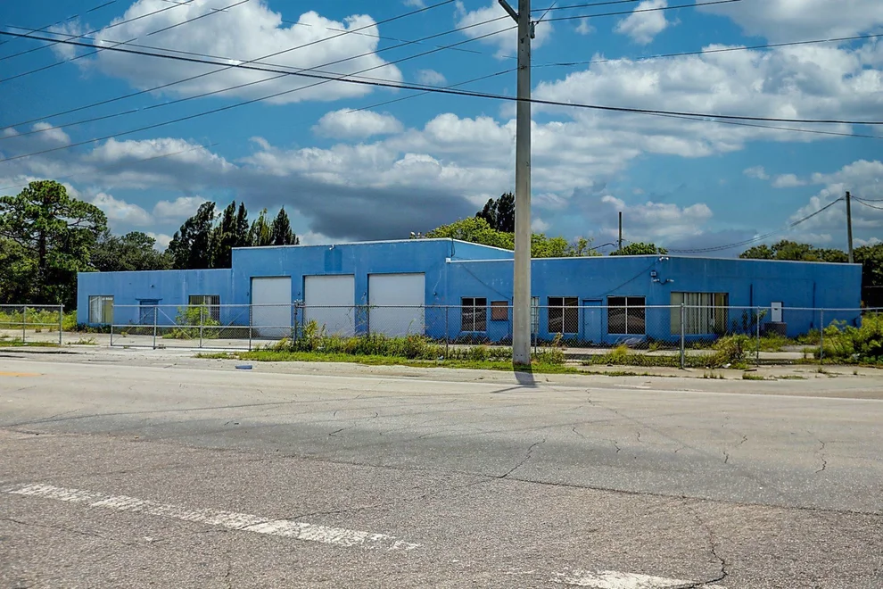 Unit for sale at 415 Angle Road, Fort Pierce, FL 
