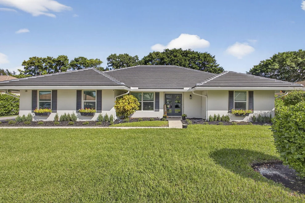 Unit for sale at 18 Berwick Road, Palm Beach Gardens, FL 33418