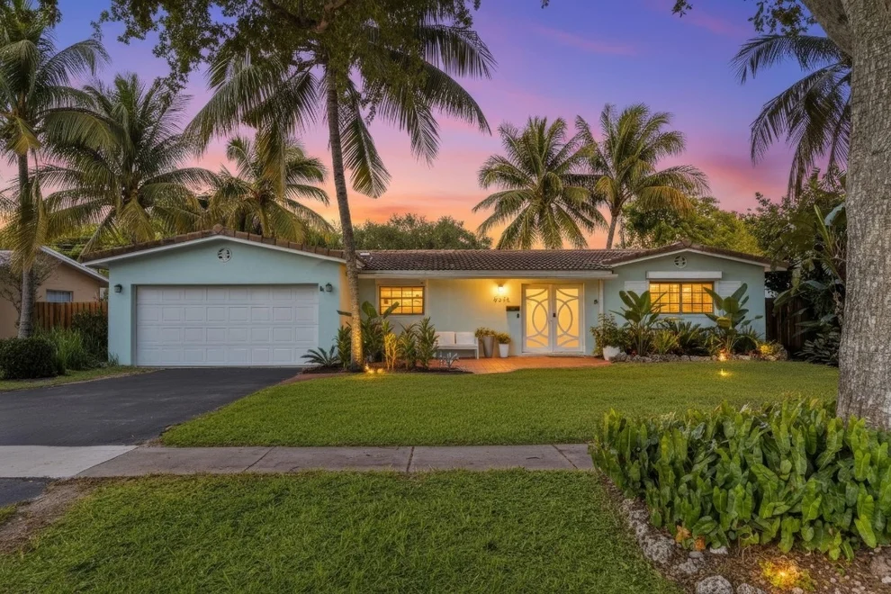 Unit for sale at 5613 Madison Street, Hollywood, FL 33023
