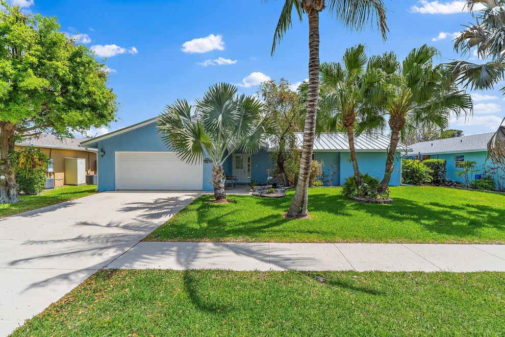 Unit for sale at 106 Chapel Lane, Tequesta, FL 33469