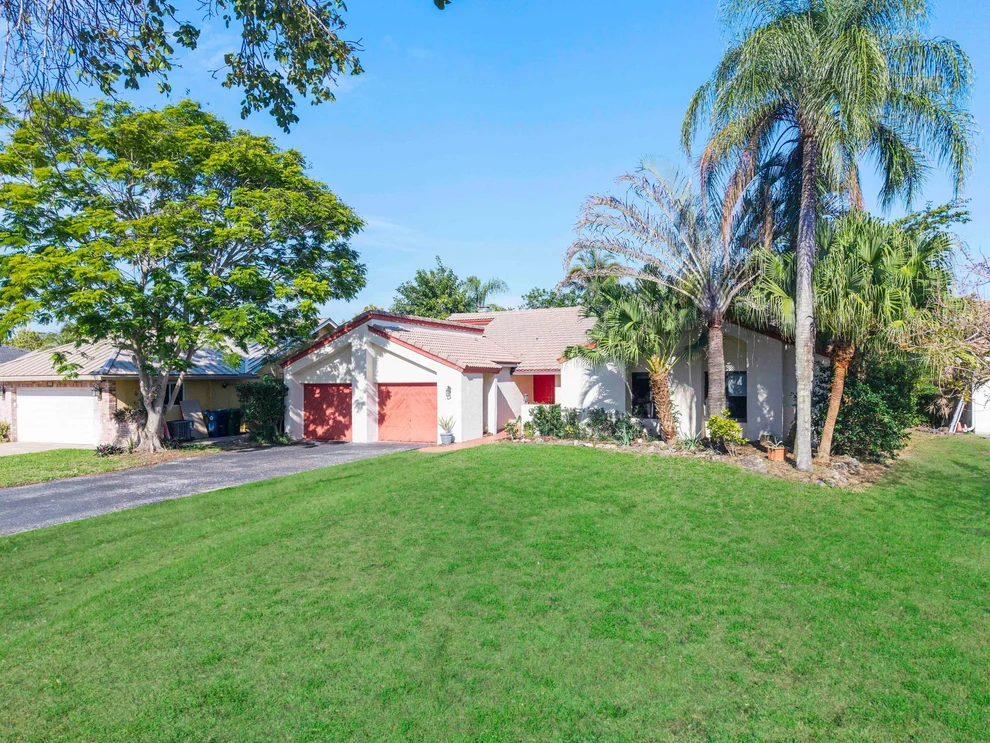 Unit for sale at 10551 NW 3rd Manor, Coral Springs, FL 33071