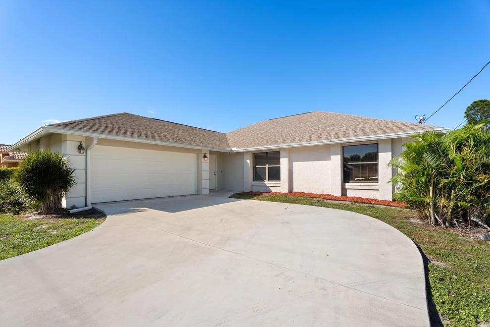 Unit for sale at 2268 SE Lucaya Street, Port St Lucie, FL 34952
