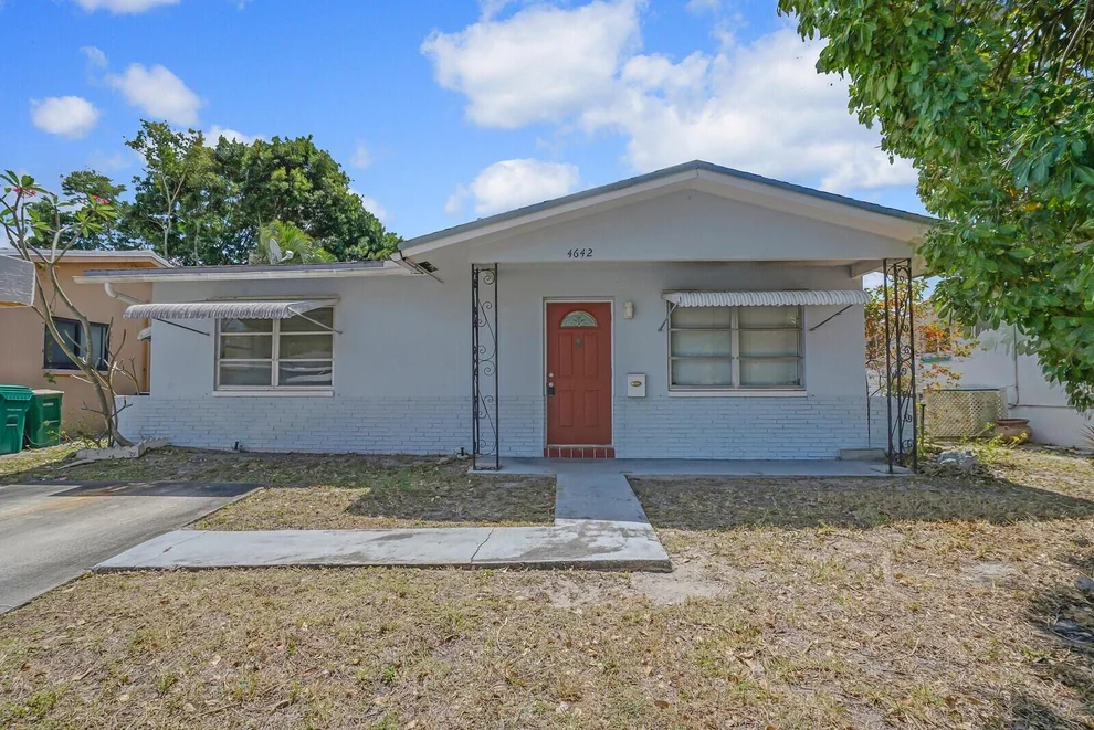 Unit for sale at 4642 NW 44th Court, Tamarac, FL 33319