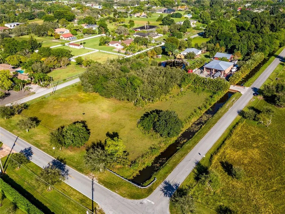 Unit for sale at 17640 SW 65 Court, Southwest Ranches, FL 33331