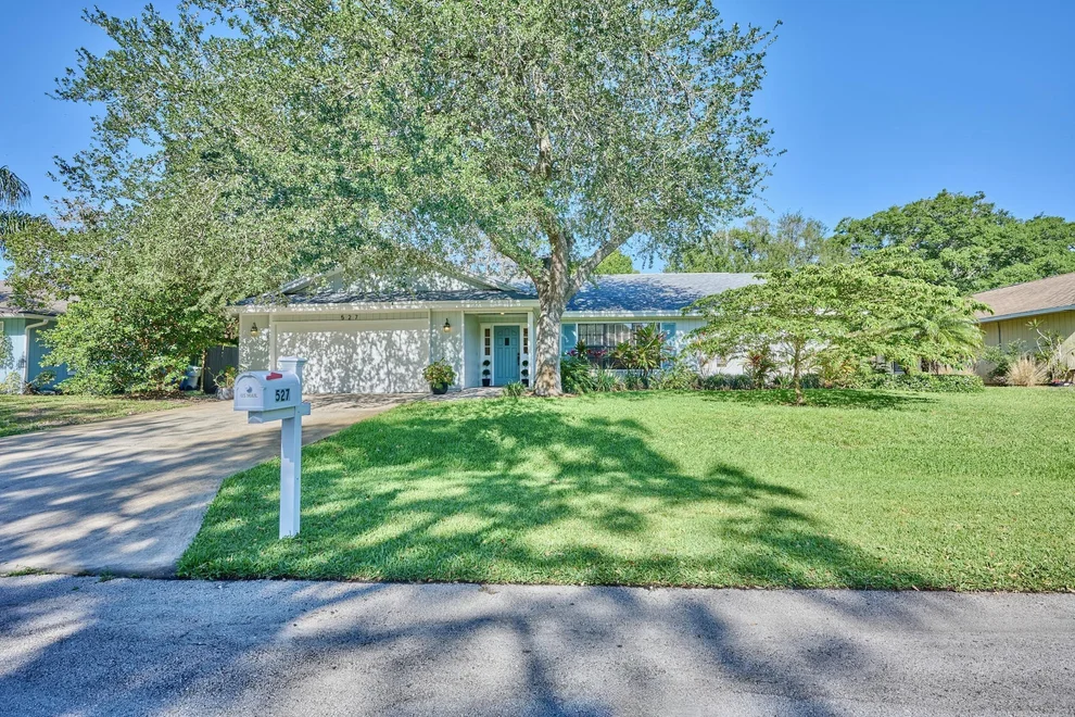 Unit for sale at 527 10th Court, Vero Beach, FL 32962