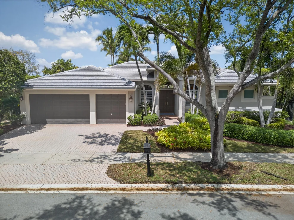 Unit for sale at 378 Mallard Road, Weston, FL 33327