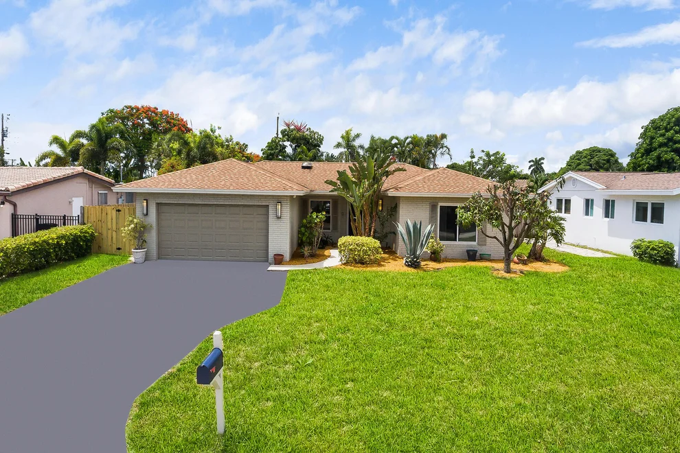 Unit for sale at 470 NE 25th Terrace, Boca Raton, FL 33431