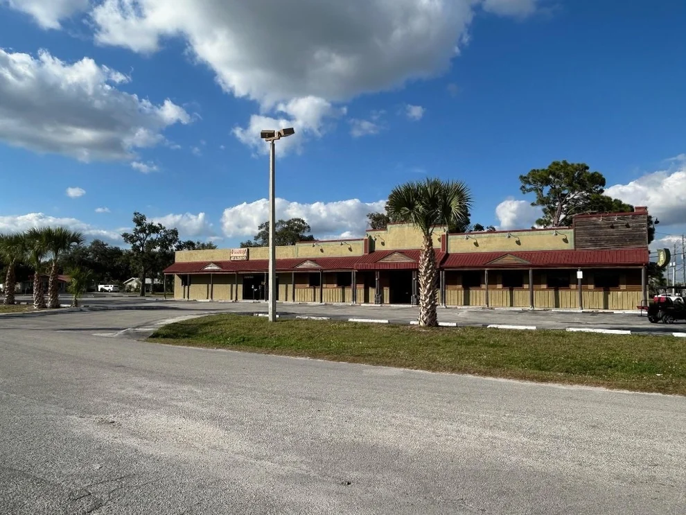 Unit for sale at 102 SW 14th Street, Okeechobee, FL 34974