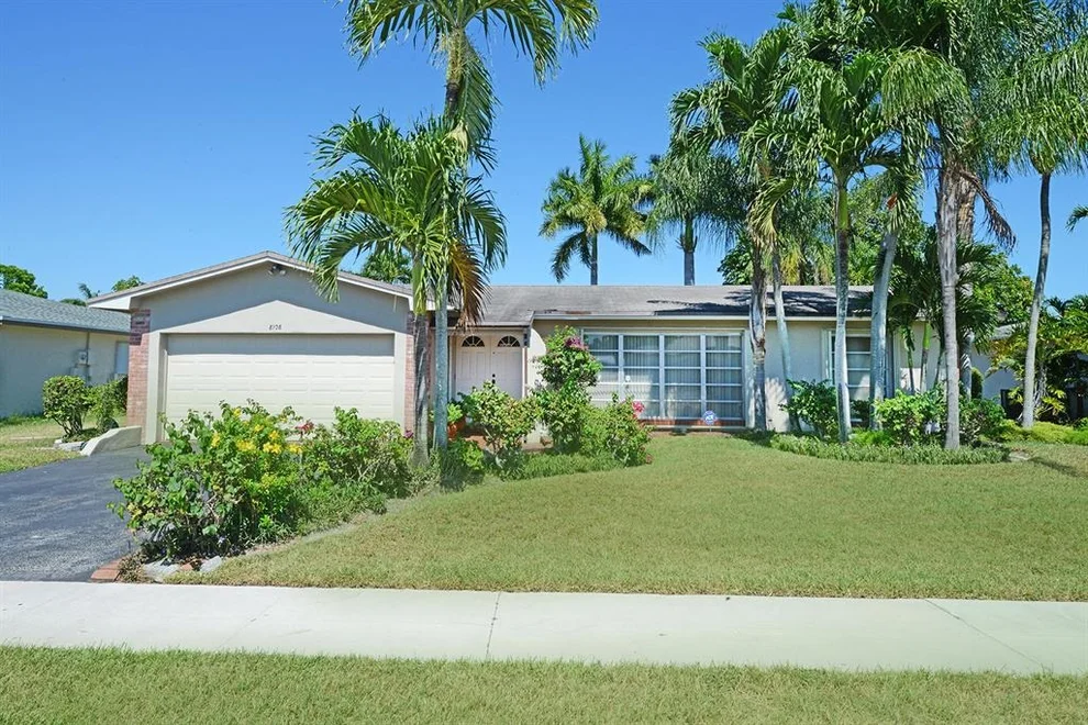 Unit for sale at 8108 NW 73rd Terrace, Tamarac, FL 33321