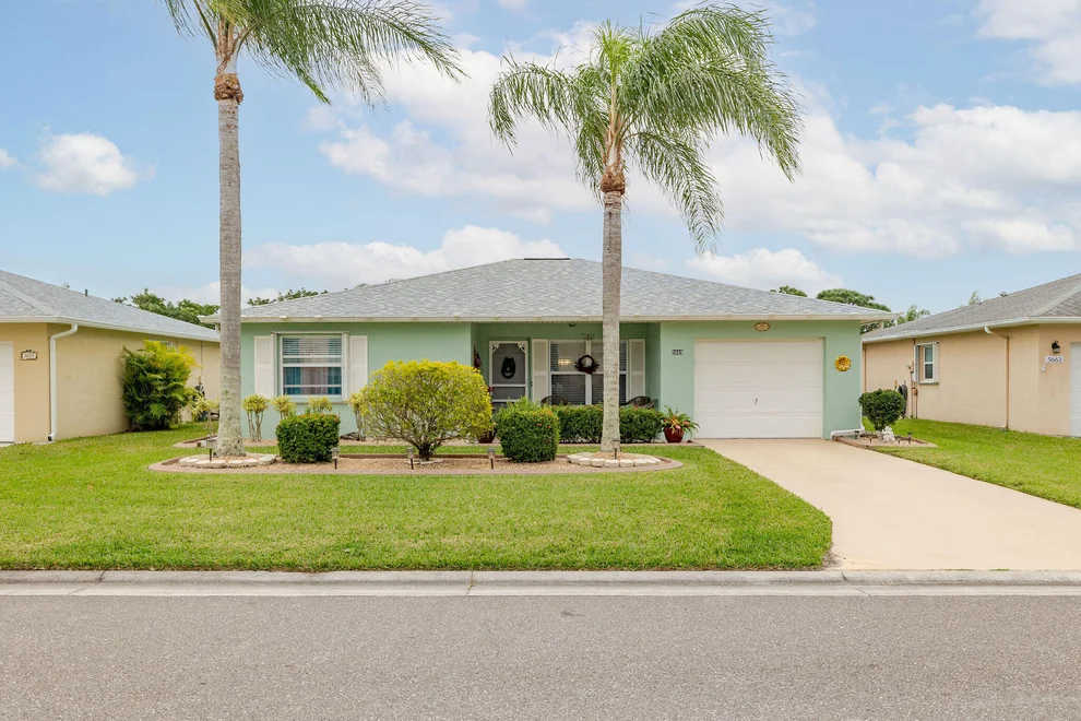 Unit for sale at 5669 Travelers Way, Fort Pierce, FL 34982