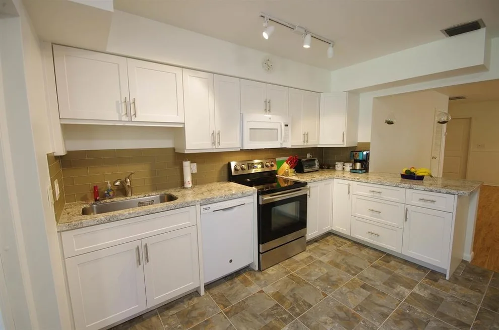 Unit for sale at 525 NE 7th Avenue, Delray Beach, FL 33483