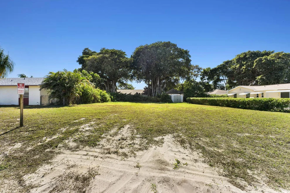 Unit for sale at Xxxx Fittin Court, Lake Worth, FL 33461