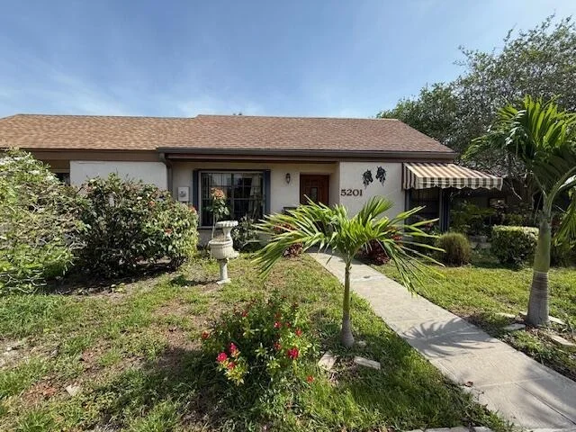 Unit for sale at 5201 Spice Drive, Palm Beach Gardens, FL 33418
