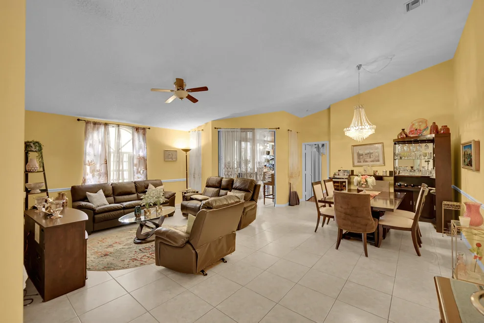 Unit for sale at 5379 Verona Drive, Boynton Beach, FL 33437