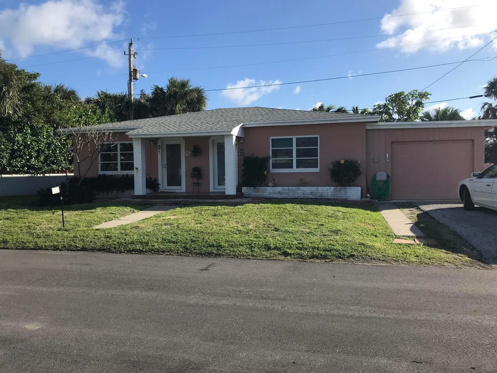 Unit for sale at 20 Douglas Drive, Ocean Ridge, FL 33435