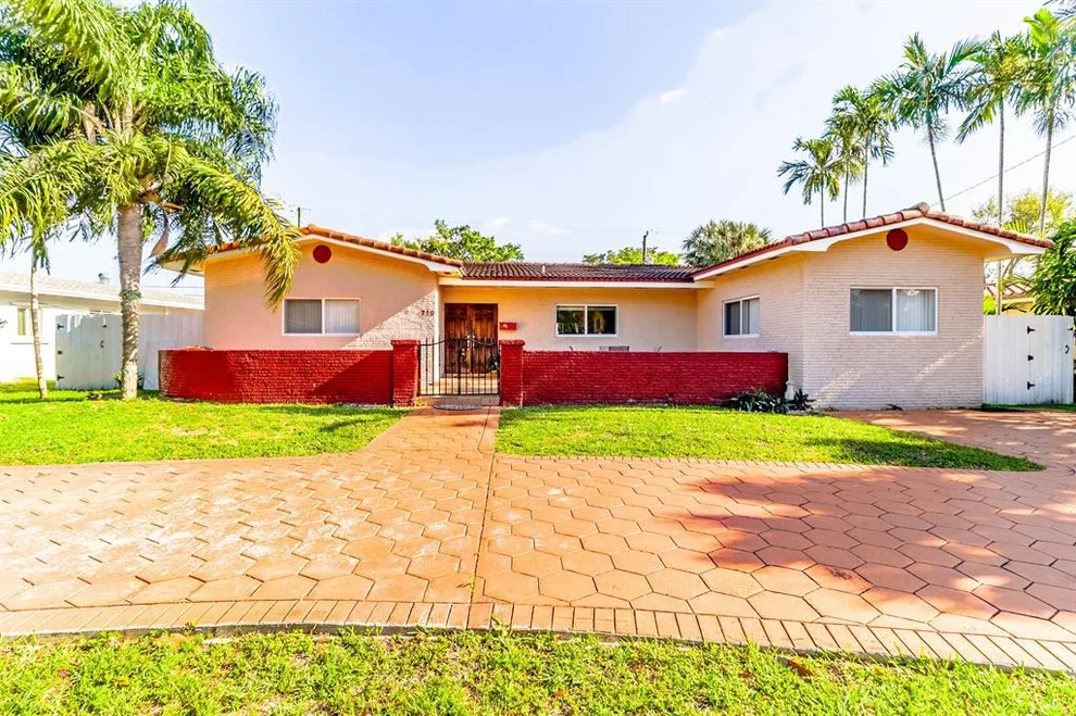 Unit for sale at 719 N Crescent Drive, Hollywood, FL 33021