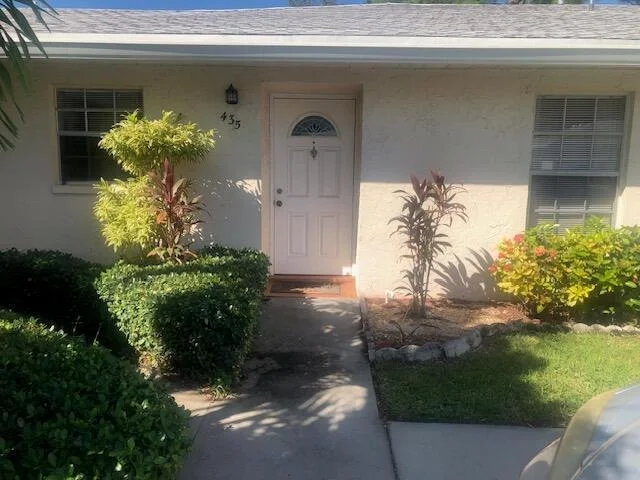 Unit for sale at 435 Bennington Lane, Lake Worth, FL 33467