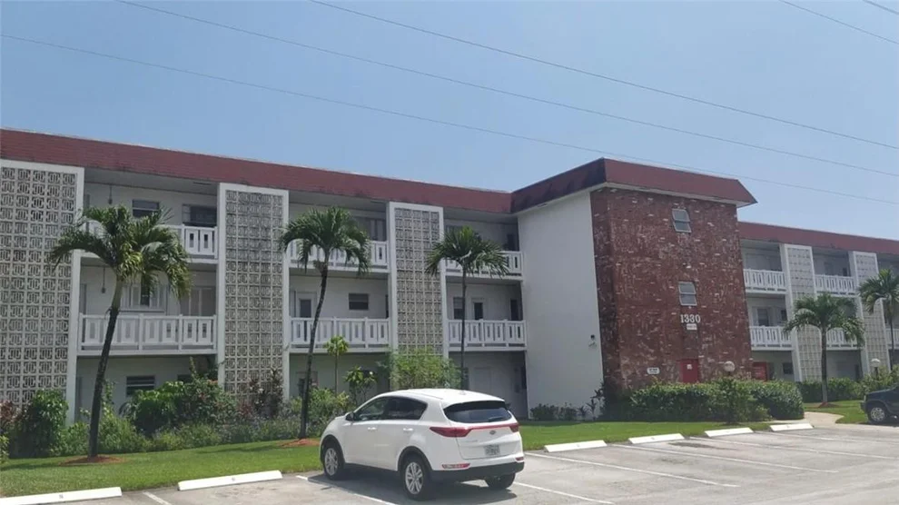 Unit for sale at 1330 NW 43rd Avenue, Lauderhill, FL 33313