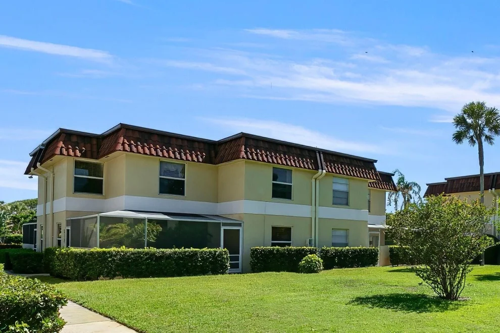 Unit for sale at 717 S Us Highway 1, Jupiter, FL 33477