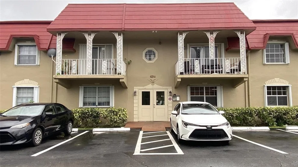Unit for sale at 495 SE 8th Street, Deerfield Beach, FL 33441