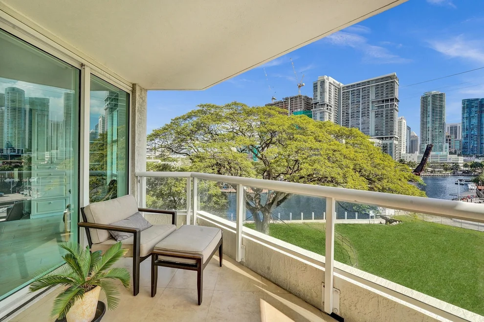 Unit for sale at 401 SW 4th Avenue, Fort Lauderdale, FL 33315