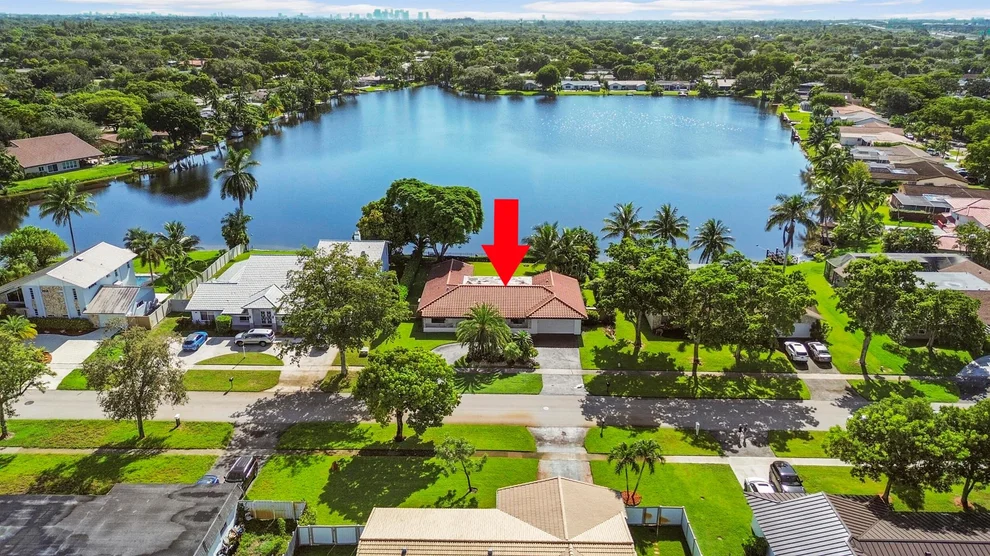 Unit for sale at 1700 SW 72nd Avenue, Plantation, FL 33317