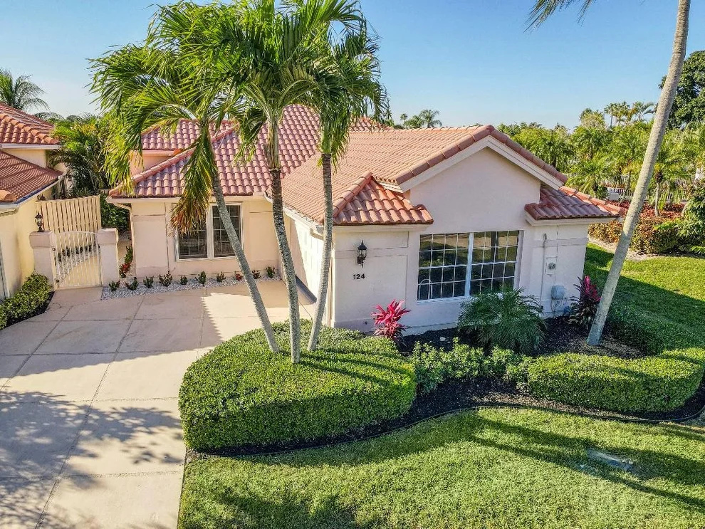 Unit for sale at 124 Eagleton Lane, Palm Beach Gardens, FL 33418