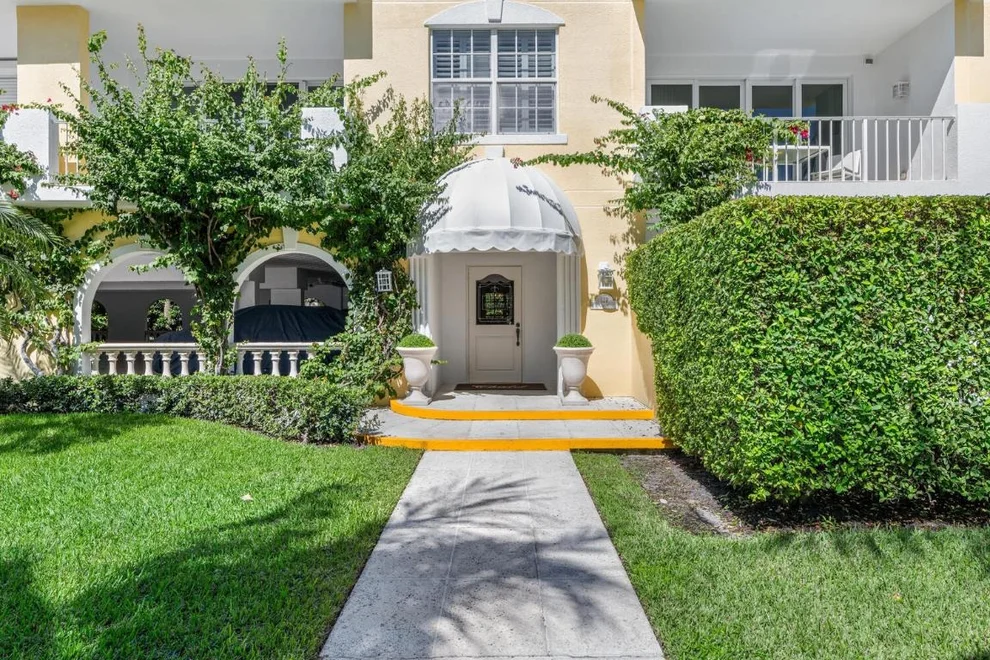 Unit for sale at 127 Peruvian Avenue, Palm Beach, FL 33480